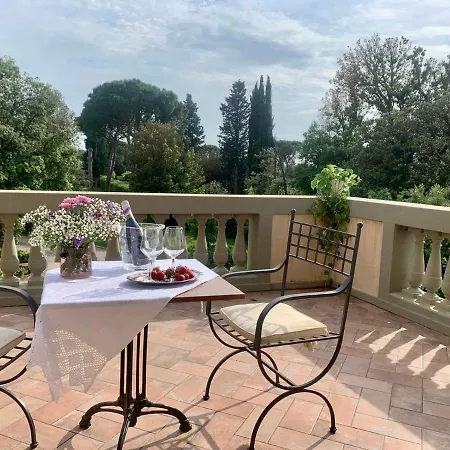 Country Corniola Bed & Breakfast *