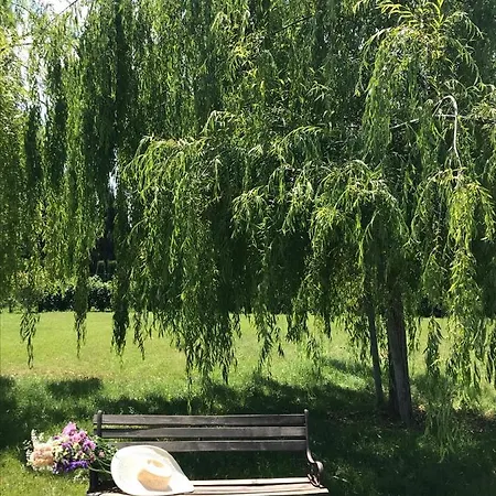 Country Corniola Bed & Breakfast